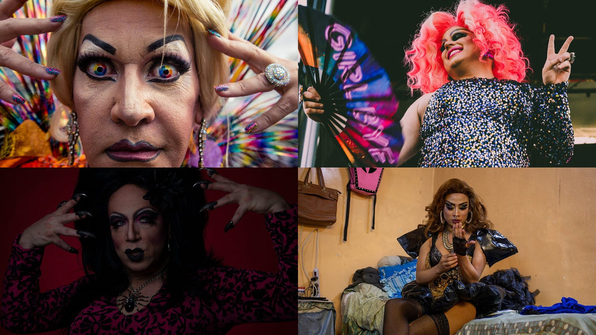Quatre artistes drag : maquillage graphique en gros plan, perruques rose et brune, tenue à sequins et gestes de scène