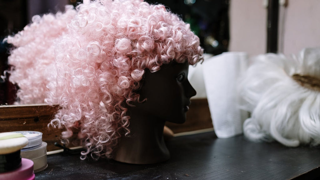 Comment faire un maquillage de drag queen ?