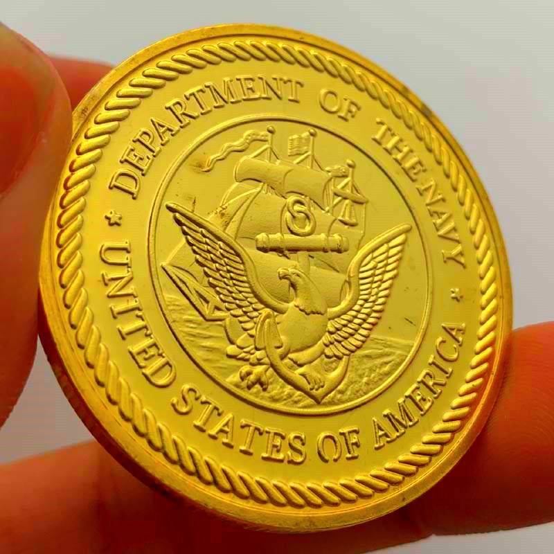 medaille-doree-du-pirate-americain-vintage