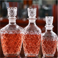 bouteille-de-vin-en-verre-de-haute-qualite-vintage