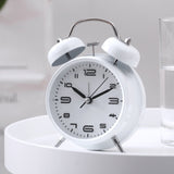 reveil-creatif-silencieux-en-metal-vintage