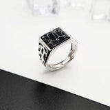 chevaliere-vintage-reglable-carre-noir