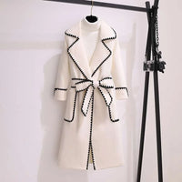 manteau-en-col-v-style-vintage