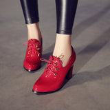 escarpins-vintage-femmes-cuir-verni-rouge-talons-hauts