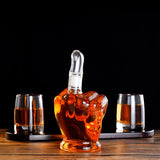ensemble-de-bouteilles-de-vin-en-verre-artisanal-vintage