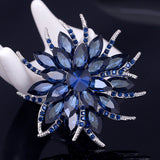 broche-en-cristal-de-fleur-de-col-vintage