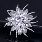 broche-en-cristal-de-fleur-de-col-vintage