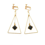 d-oreille-femme-boucle-triangle-des-annees-80