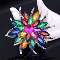 broche-en-cristal-de-fleur-de-col-vintage