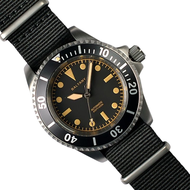 montre-de-plongee-militaire-vintage