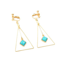 oreille-femme-triangle-des-annees-80-boucle-d
