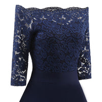robe-evasee-en-dentelle-vintage-epaules-denudees